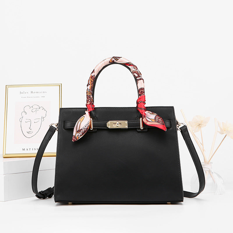 Leather Handbag with Detachable Shoulder Strap product image