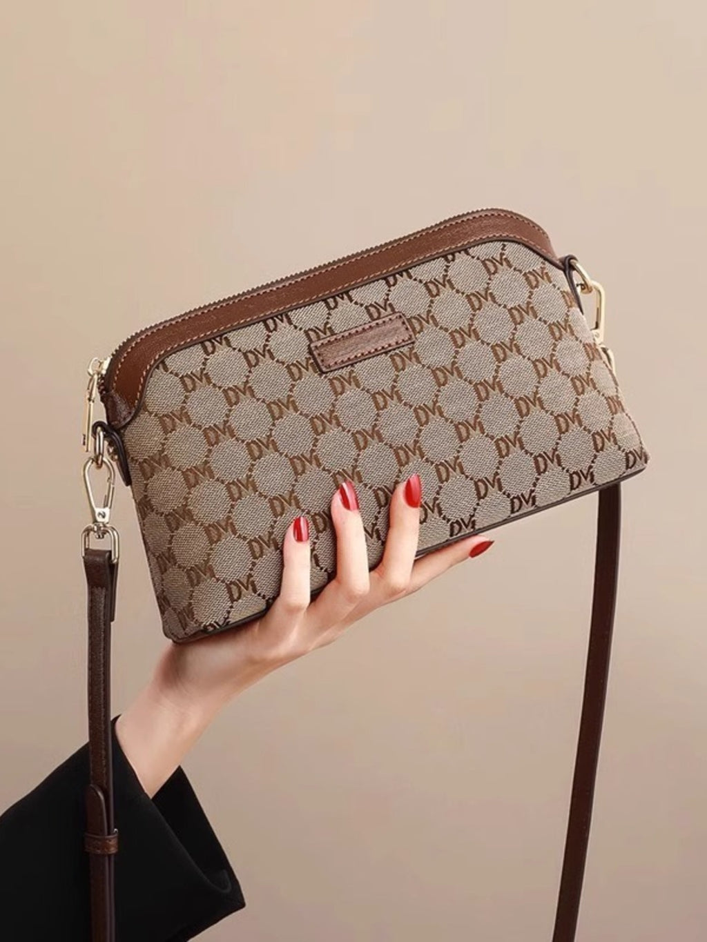 Adjustable Strap Crossbody Bag product image