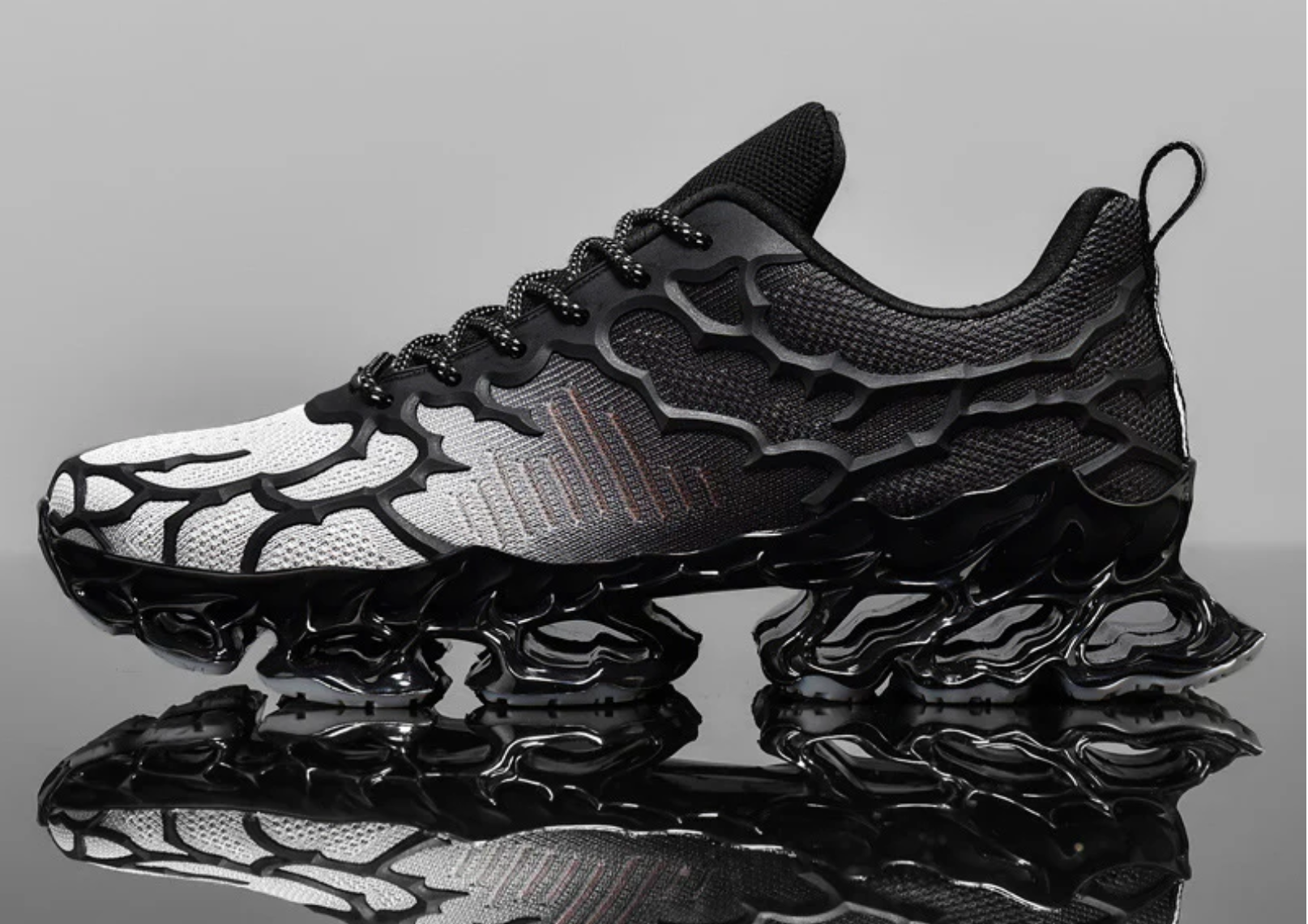 Aule Venom X Sneakers product image